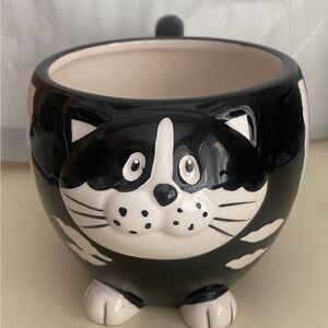 Pier 1 Chubby Black & White Mug